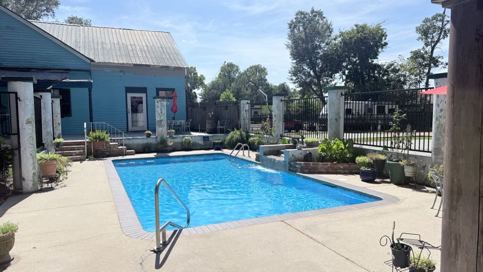 The swimming pool at Poche Plantation, about 3 miles from Sugar Hill by car.